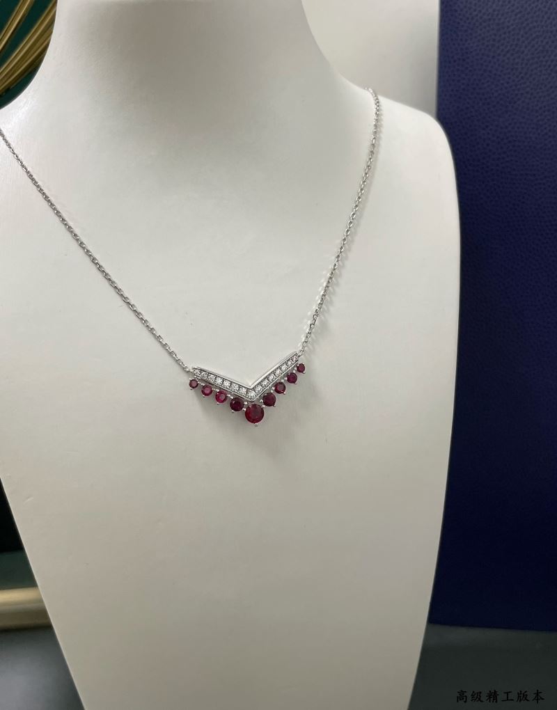 CHAUMET